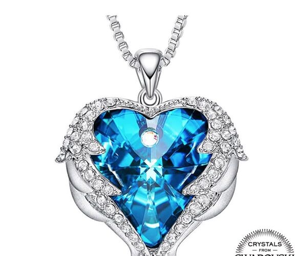 Swarovski Taşlı Kalp Kolyenin Psikoloji ve İlişkilerdeki Gizli Anlamları [2026] - Kapak Görseli